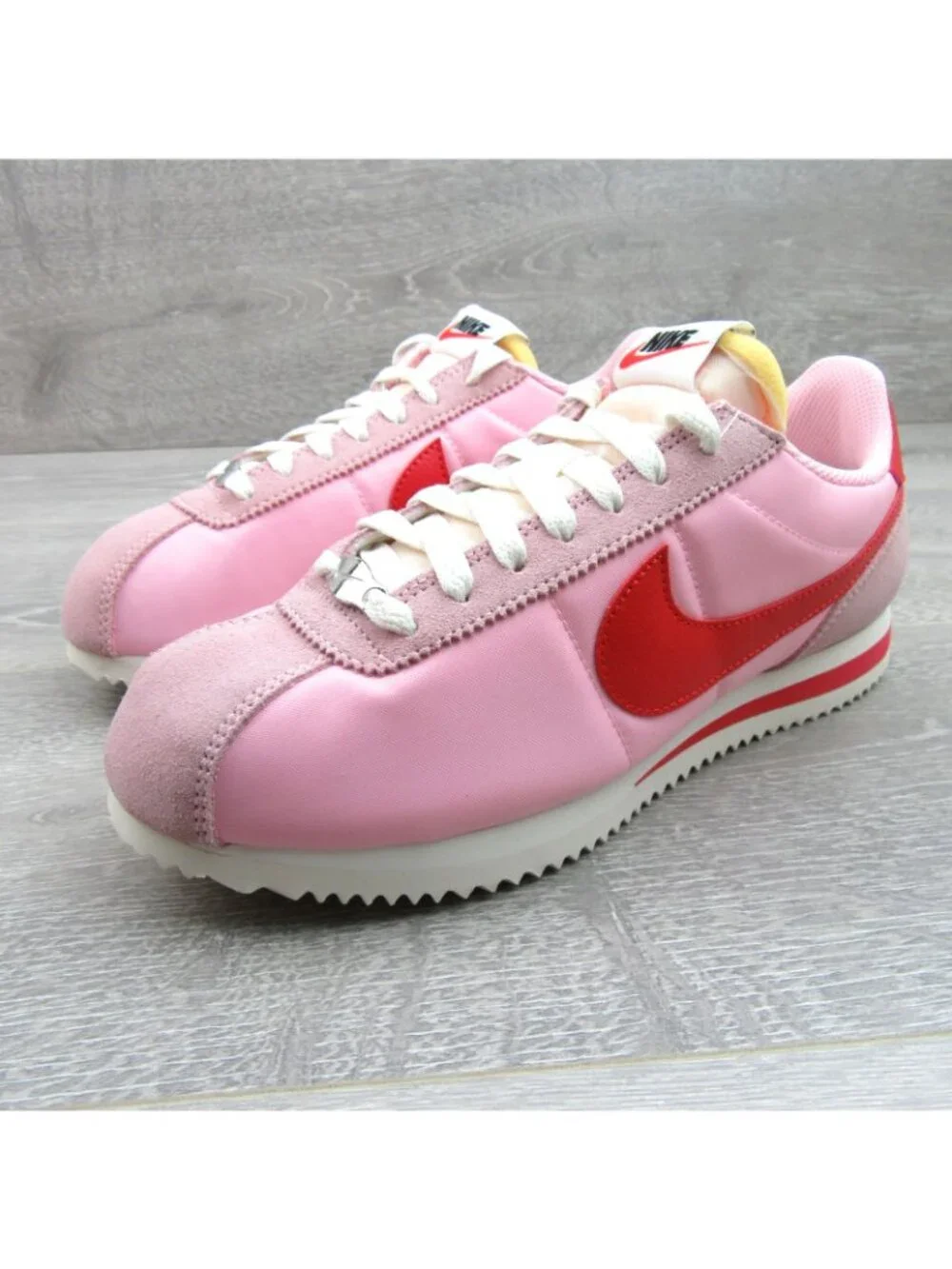 Nike Cortez TXT Valentine's Soft Pink Red Women's Sz 8.5 Sneakers NEW